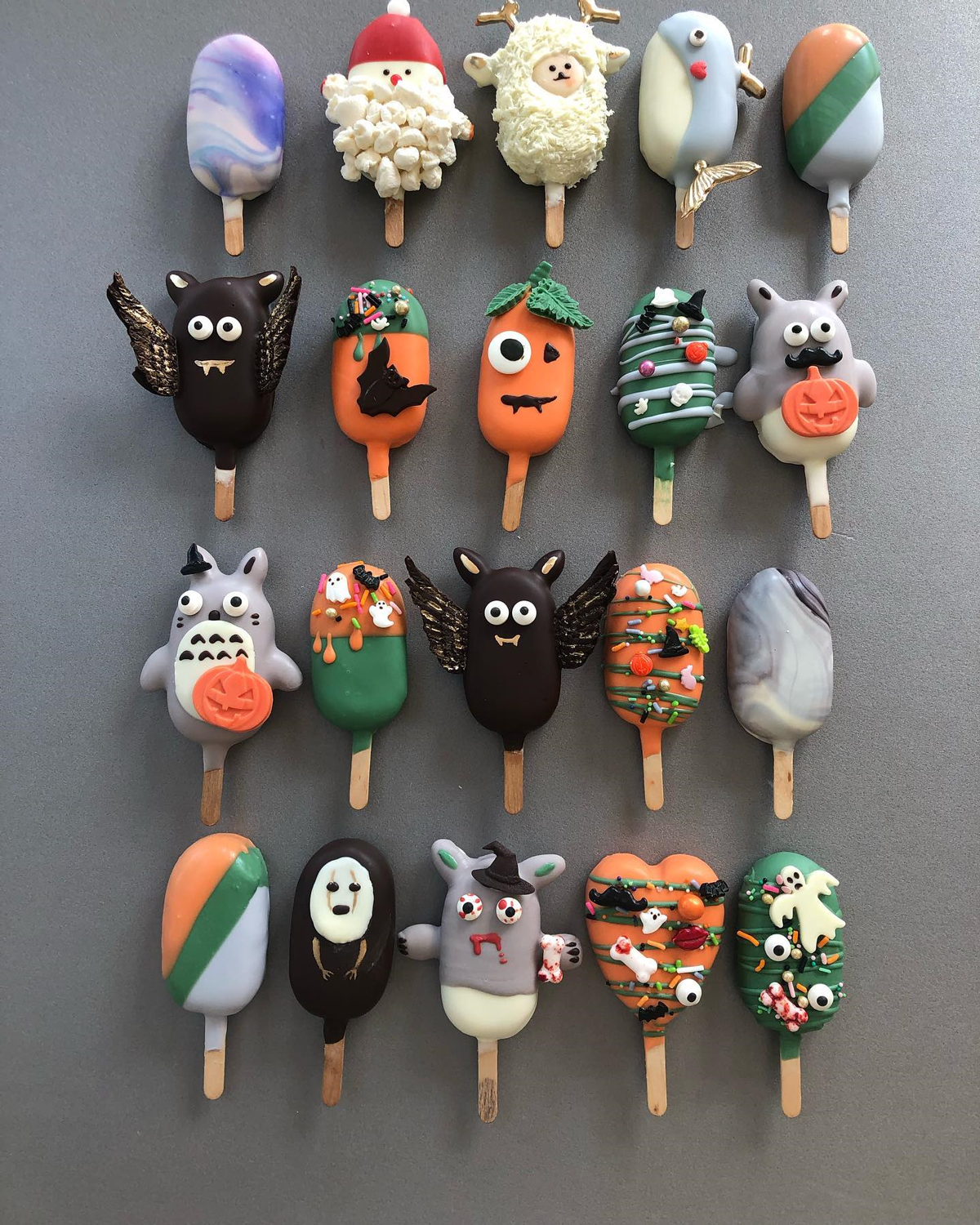 Halloween Cake Pops